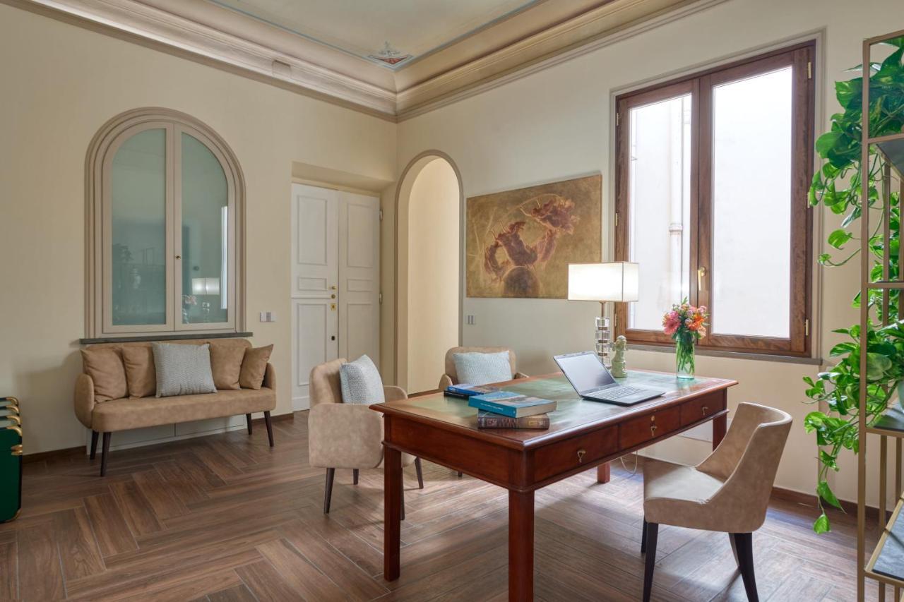 Alojamento de Acomodação e Pequeno-almoço Residenza Mondragone *