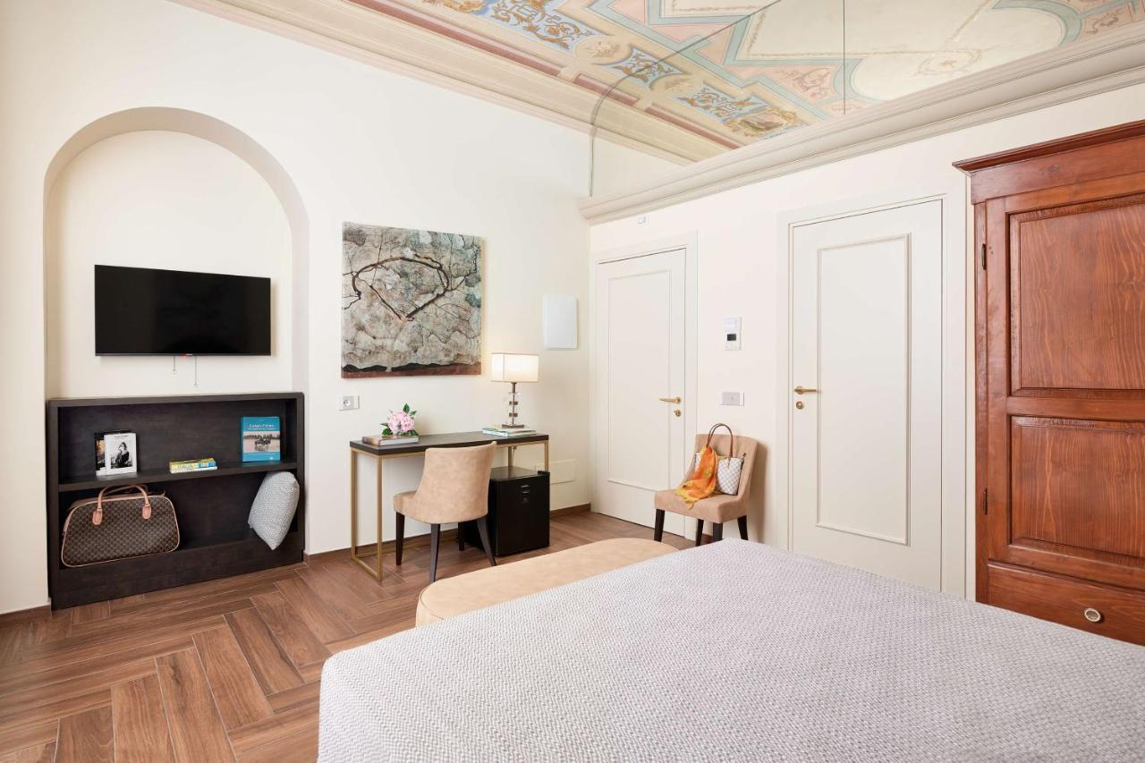 Alojamento de Acomodação e Pequeno-almoço Residenza Mondragone Florença